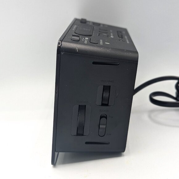 Sony Radio Alarm Clock Dream Machine ICF-C414 Large Display - Picture 2 of 5